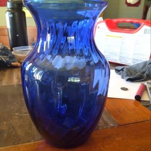 Indiana glass vase imperial blue 8”